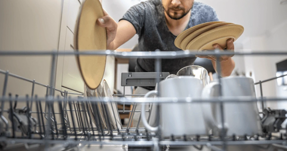 Utilizzo corretto e manutenzione della lavastoviglie